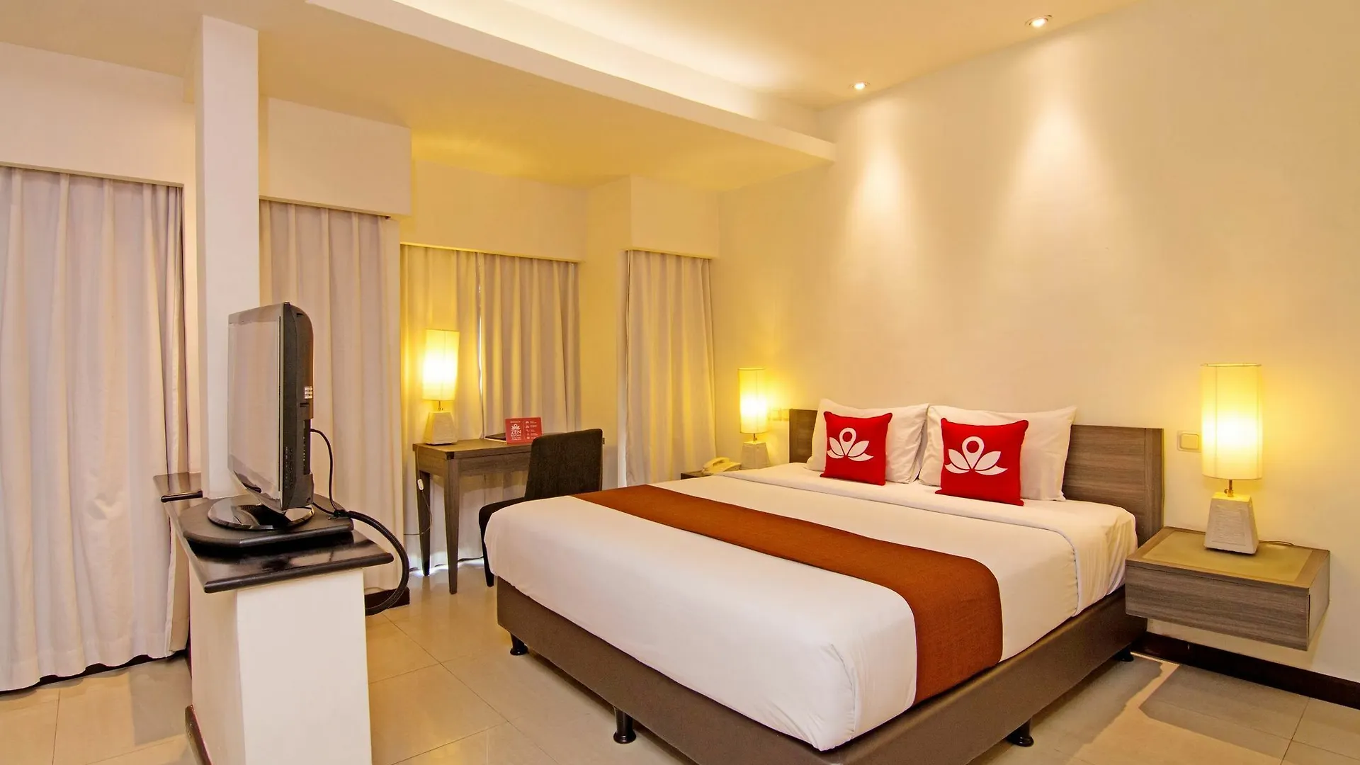 Zen Premium Padma 2 Legian Hotel Kuta